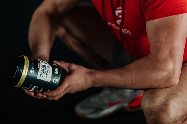 Jakie odżywki na crossfit pomogą w szybkiej regeneracji i sile Jakie odżywki na crossfit pomogą w szybkiej regeneracji i sile